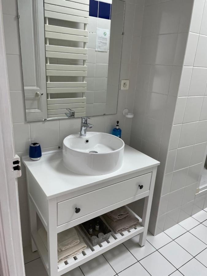 Les Hotes D'eloise Guest house
